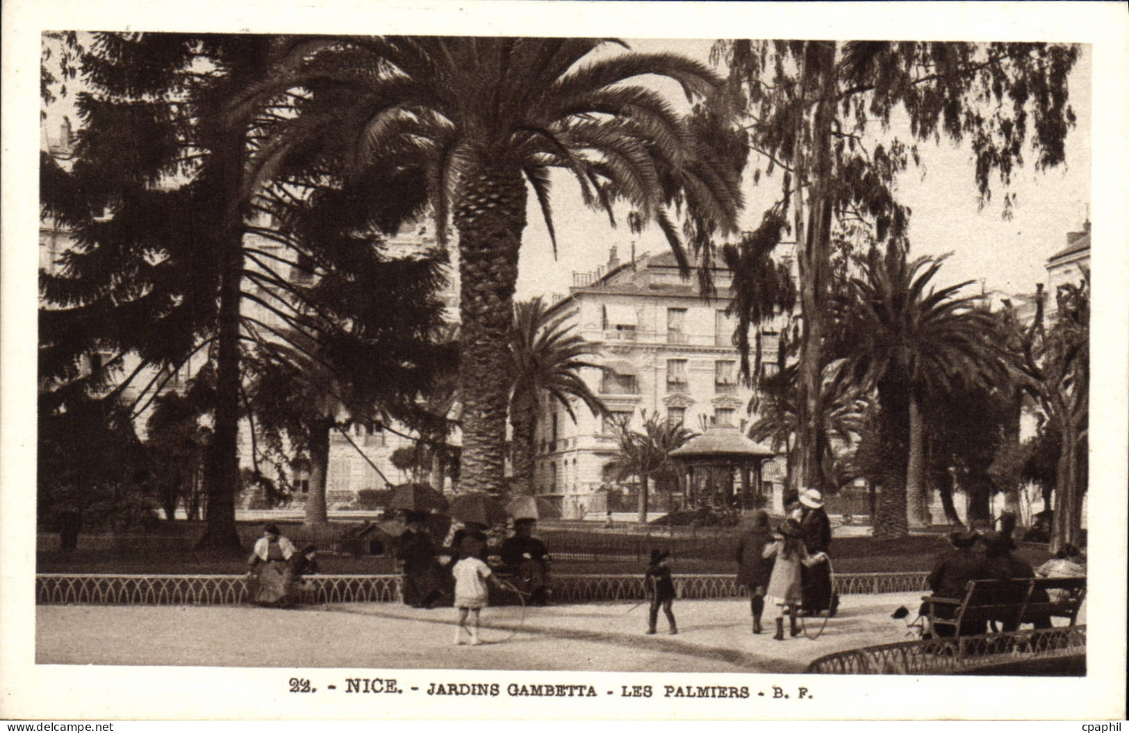 CPA Nice Jardins Gambetta Les Palmiers