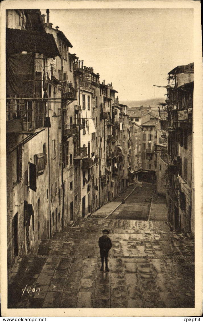 CPA Nice Vieille Rue Enfant
