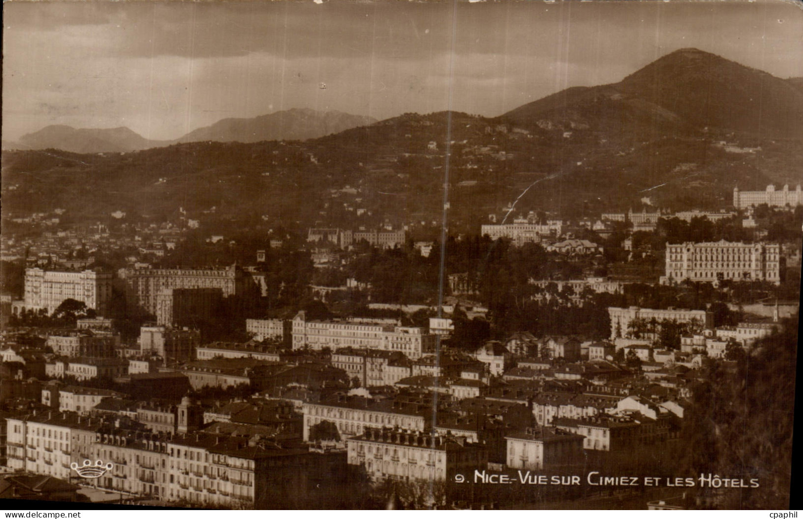 CPA Nice vue sur Cimiez et les Hotels