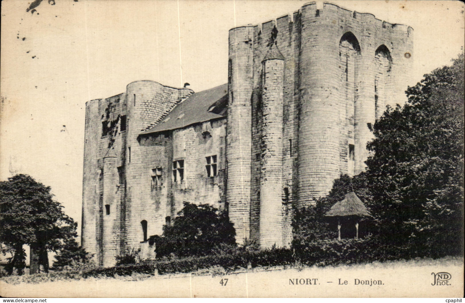 CPA Niort Le Donjon