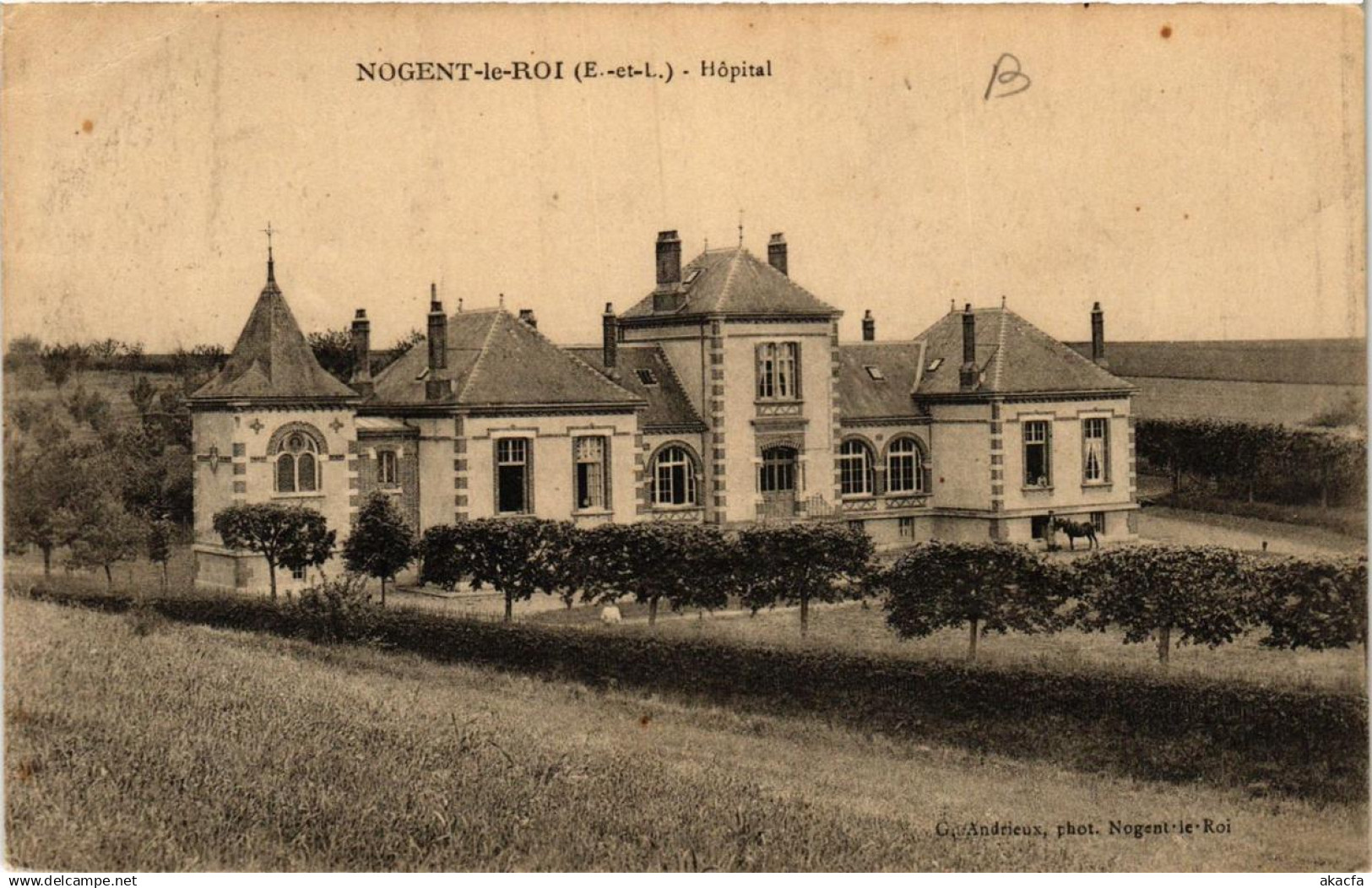 CPA NOGENT-le-ROI - Hopital (669919)