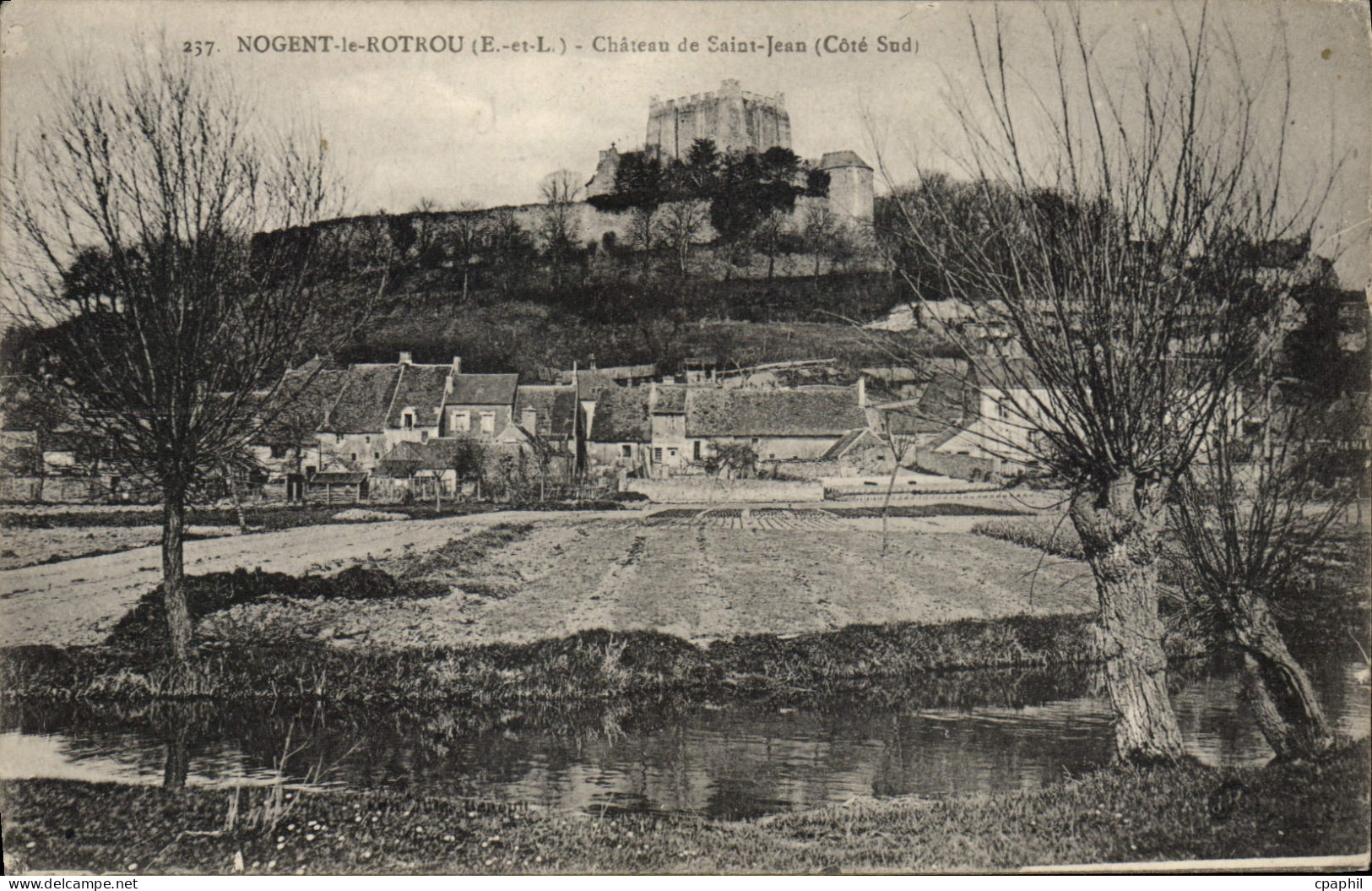 CPA Nogent Le Rotrou Chateau De Saint Jean