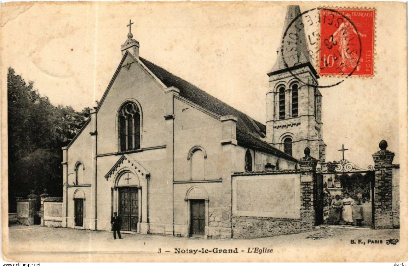 CPA NOISY-le-GRAND L'Église (569081)