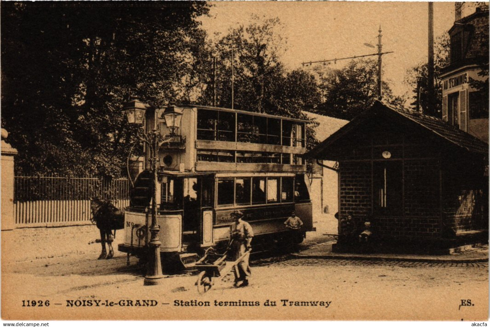CPA Noisy le Grand Station terminus du Tramway (1360922)