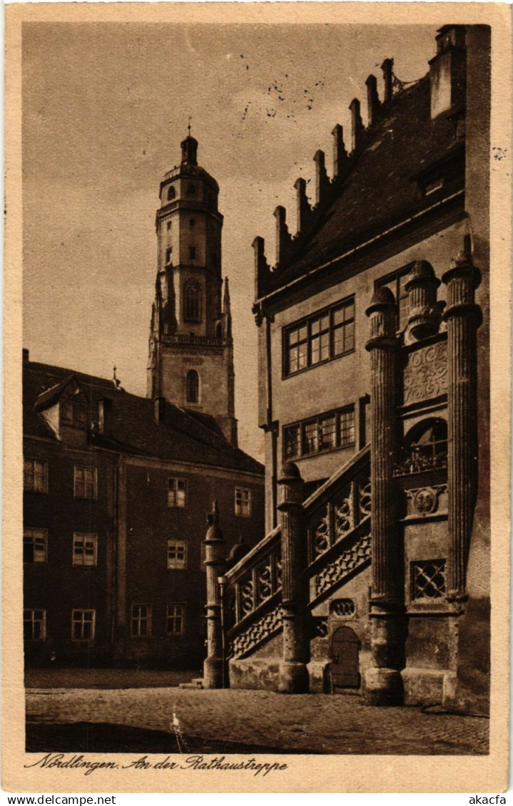 CPA Nordlingen- An dre Rathaustreppe GERMANY (943234)