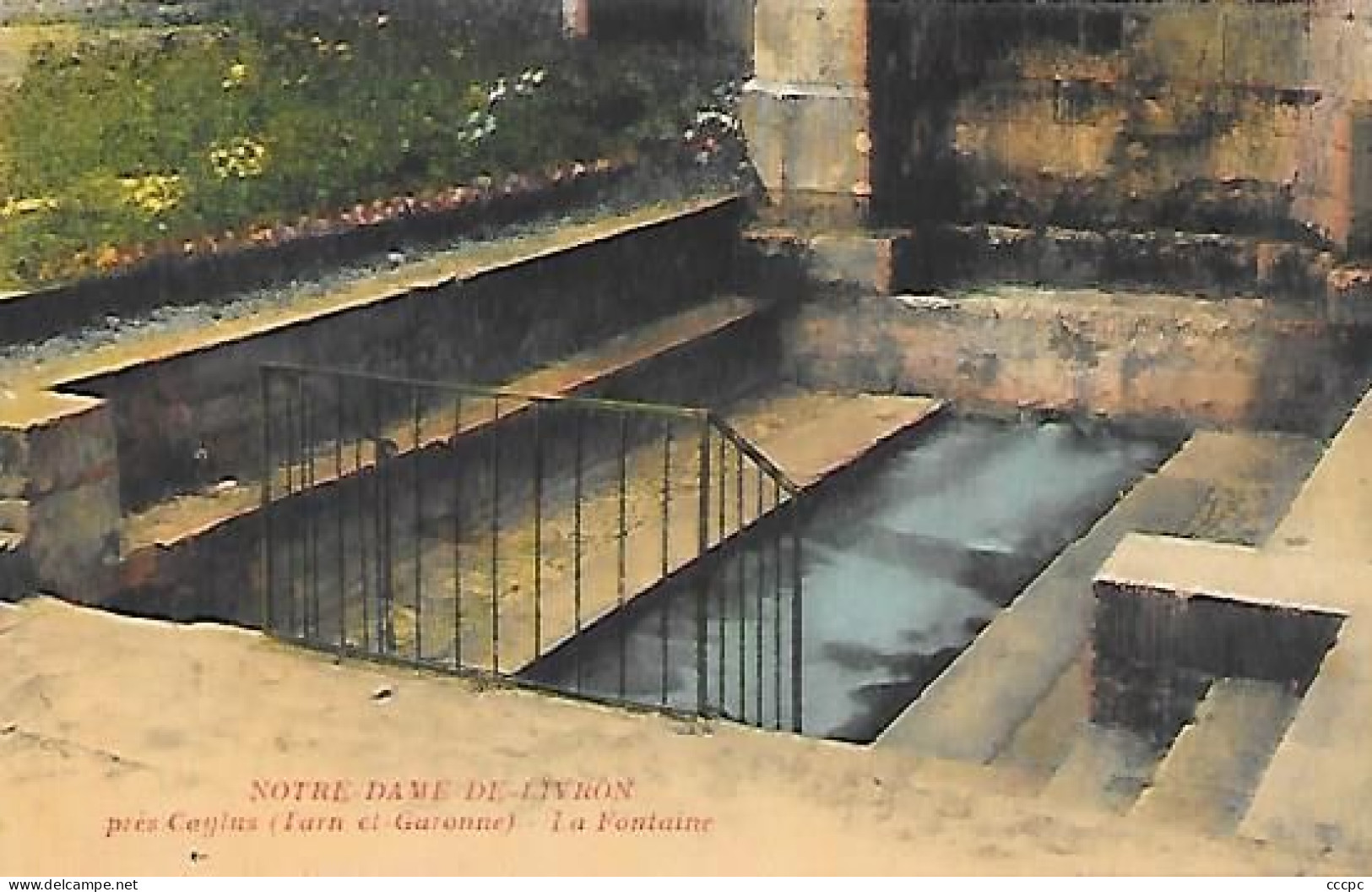 CPA Notre-Dame-de-Livron près Coylus - La Fontaine