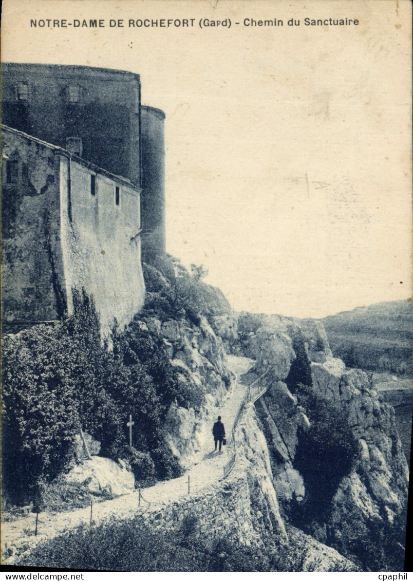 CPA Notre Dame de Rochefort Gard Chemin du Sanctuaire