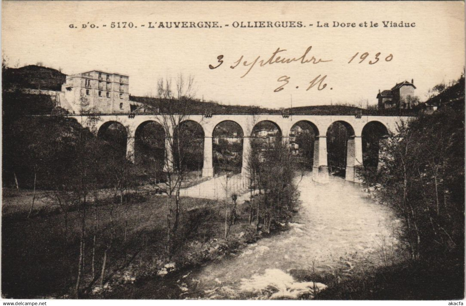 CPA OLLIERGUES La Dore et le Viaduc (1254757)