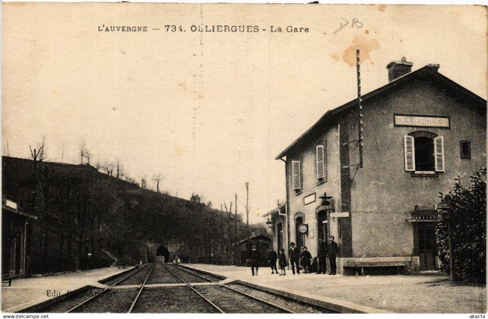 CPA OLLIERGUES La Gare (461117)