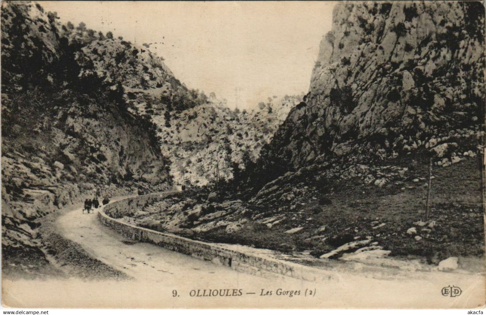 CPA OLLIOULES Les Gorges (1110882)