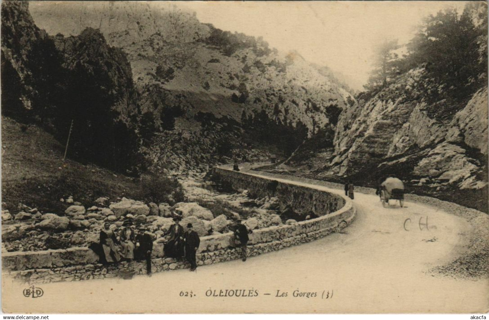CPA OLLIOULES Les Gorges (1111560)