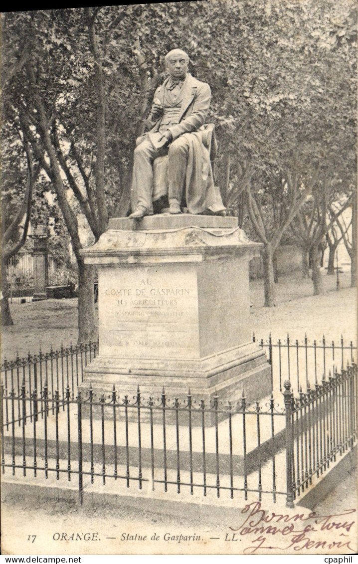 CPA Orange Statue de Gasparin