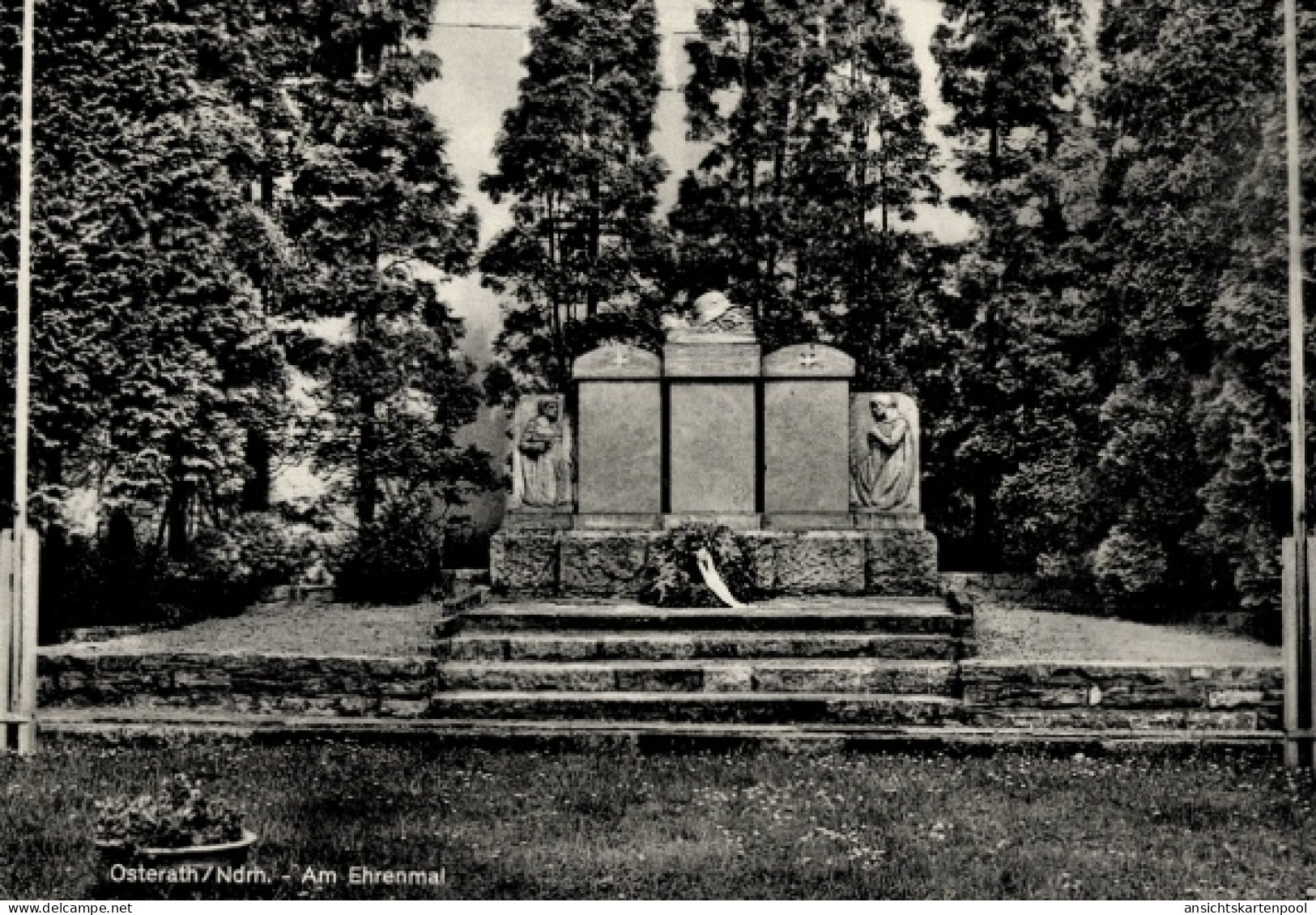 CPA Osterath Meerbusch am Niederrhein, Am Ehrenmal