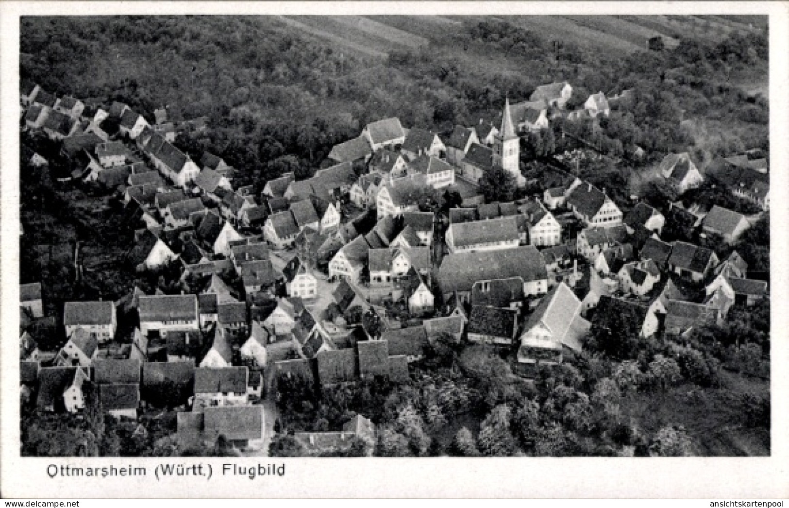 CPA Ottmarsheim Besigheim am Neckar Württemberg, Luftbild von Ottmarsheim, typische Architektur, u