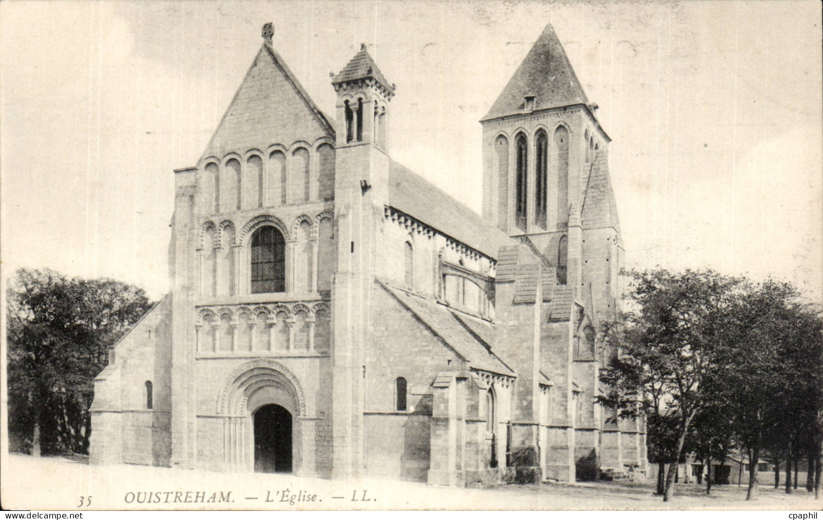 CPA Ouistreham L'eglise