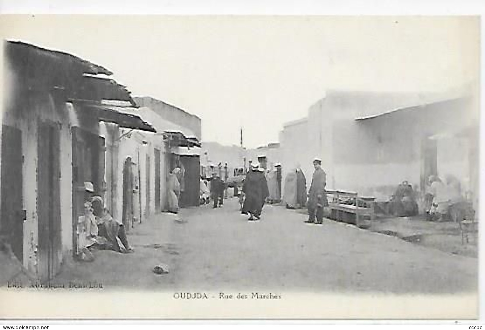 CPA Oujda Rue des Marchés