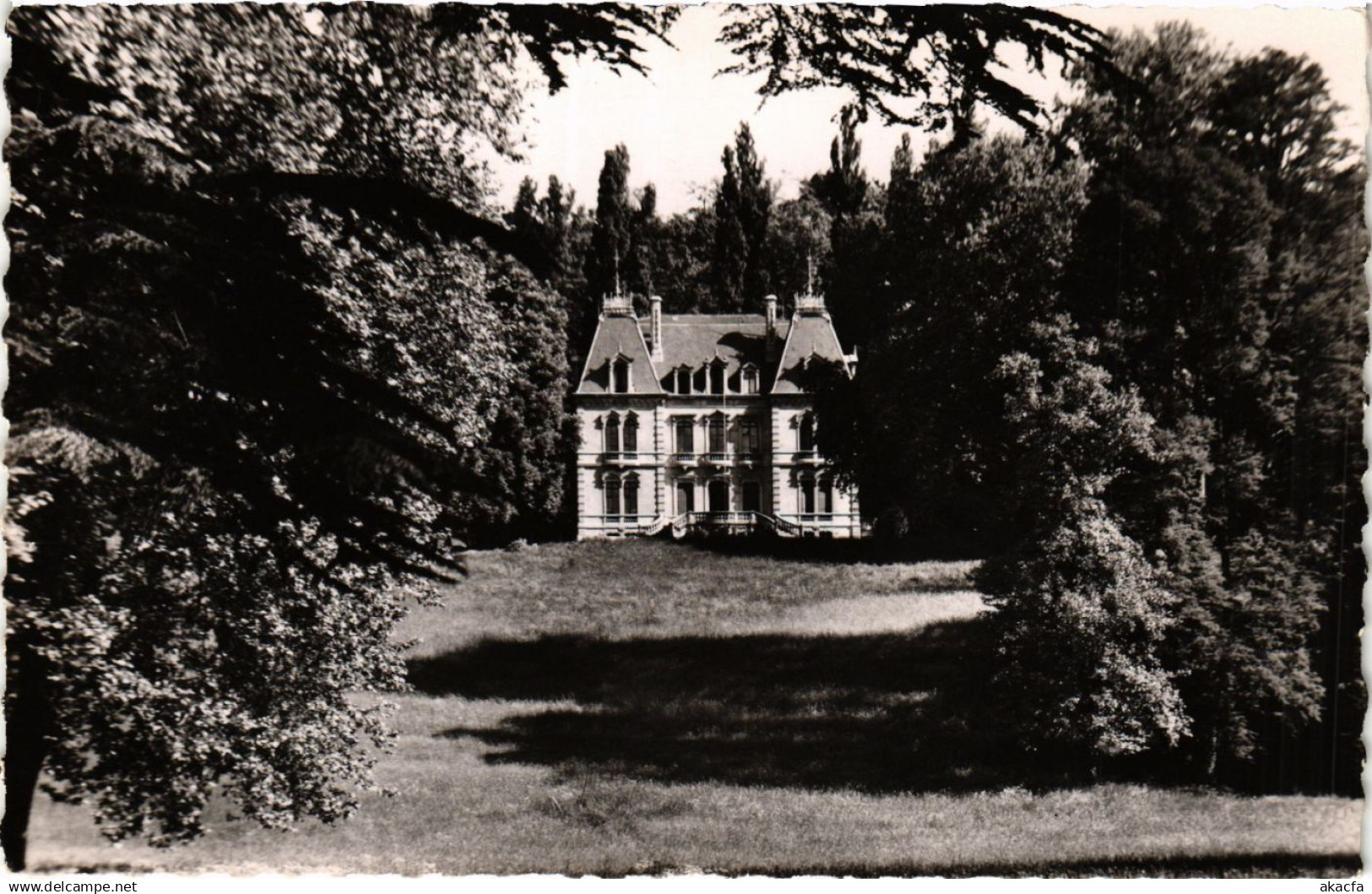 CPA OULLINS - Le Chateau de la Bachasse (367675)