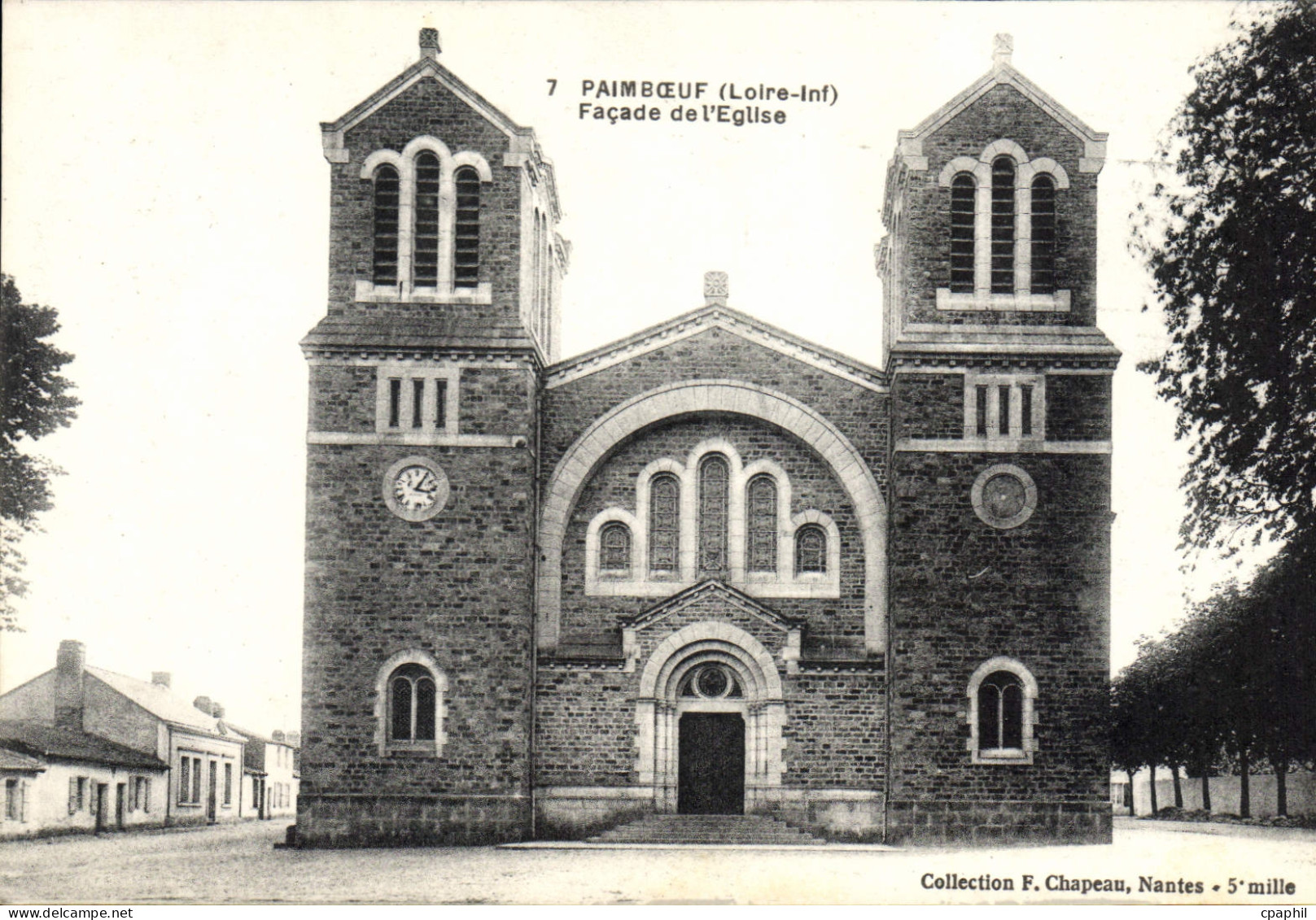 CPA Paimboeuf Loire Inf Facade de Eglise