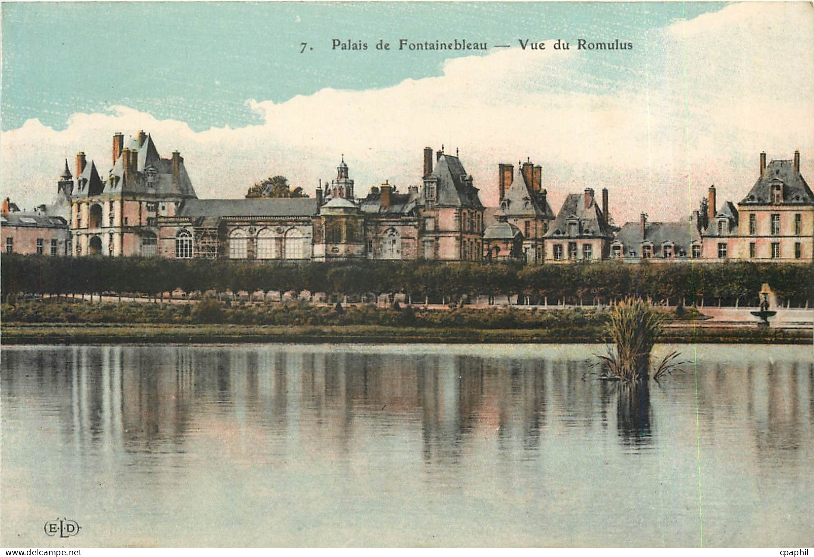 CPA Palais de Fontainebleau-Vue du Romulus
