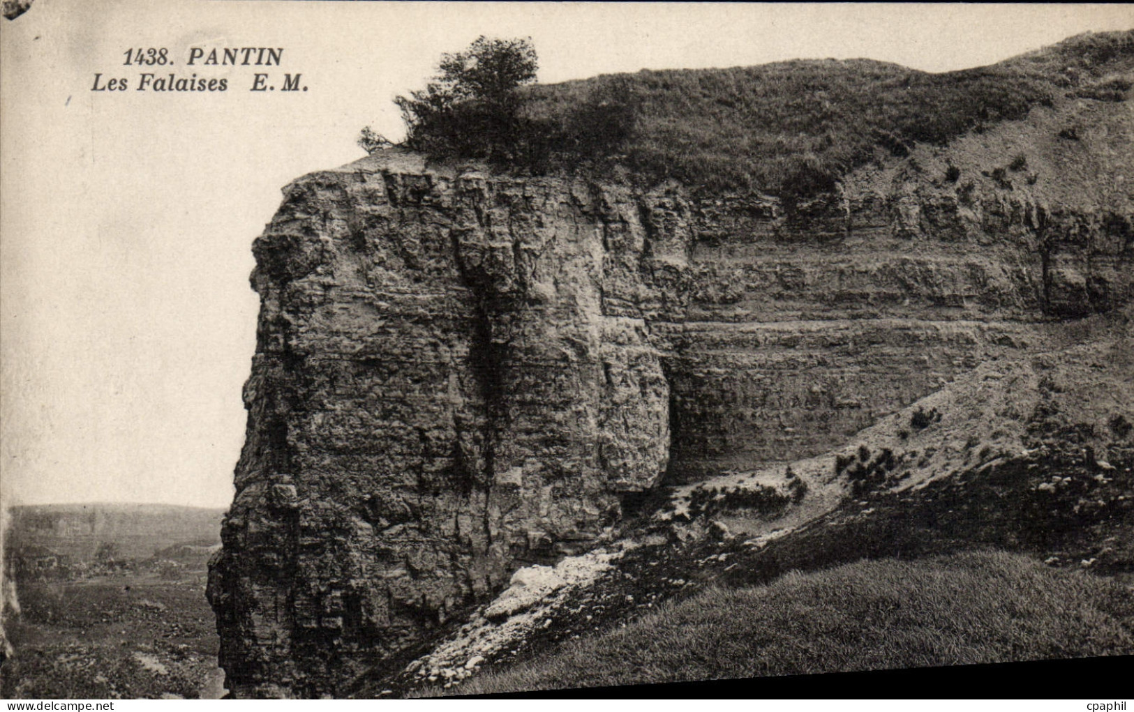 CPA Pantin Les Falaises