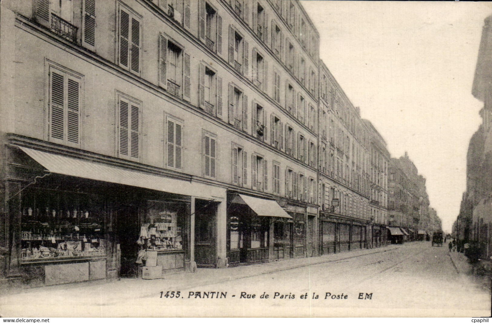 CPA Pantin Rue de Paris et la Poste