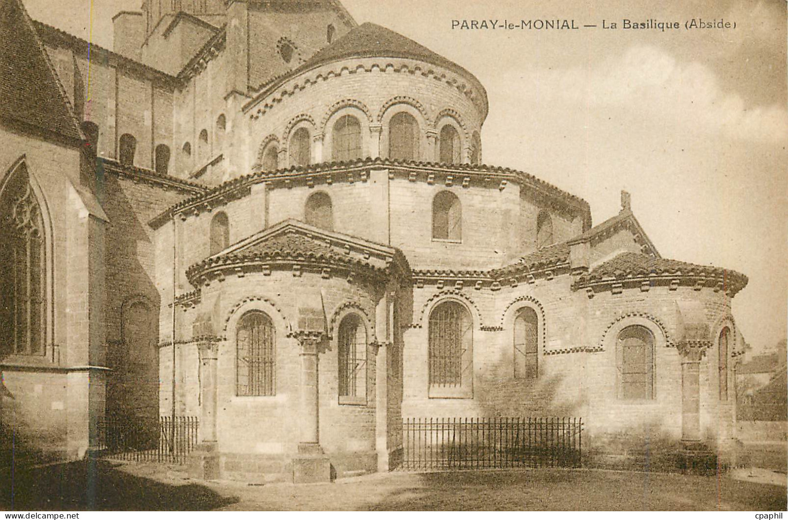 CPA Paray le Monial la Basilique (Abside)