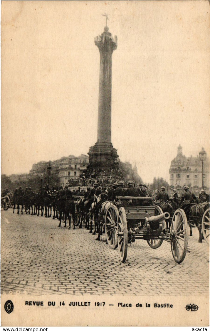 CPA Paris 11e Paris-Revue du 14 juillet 1917, Place de la Bastille (313587)