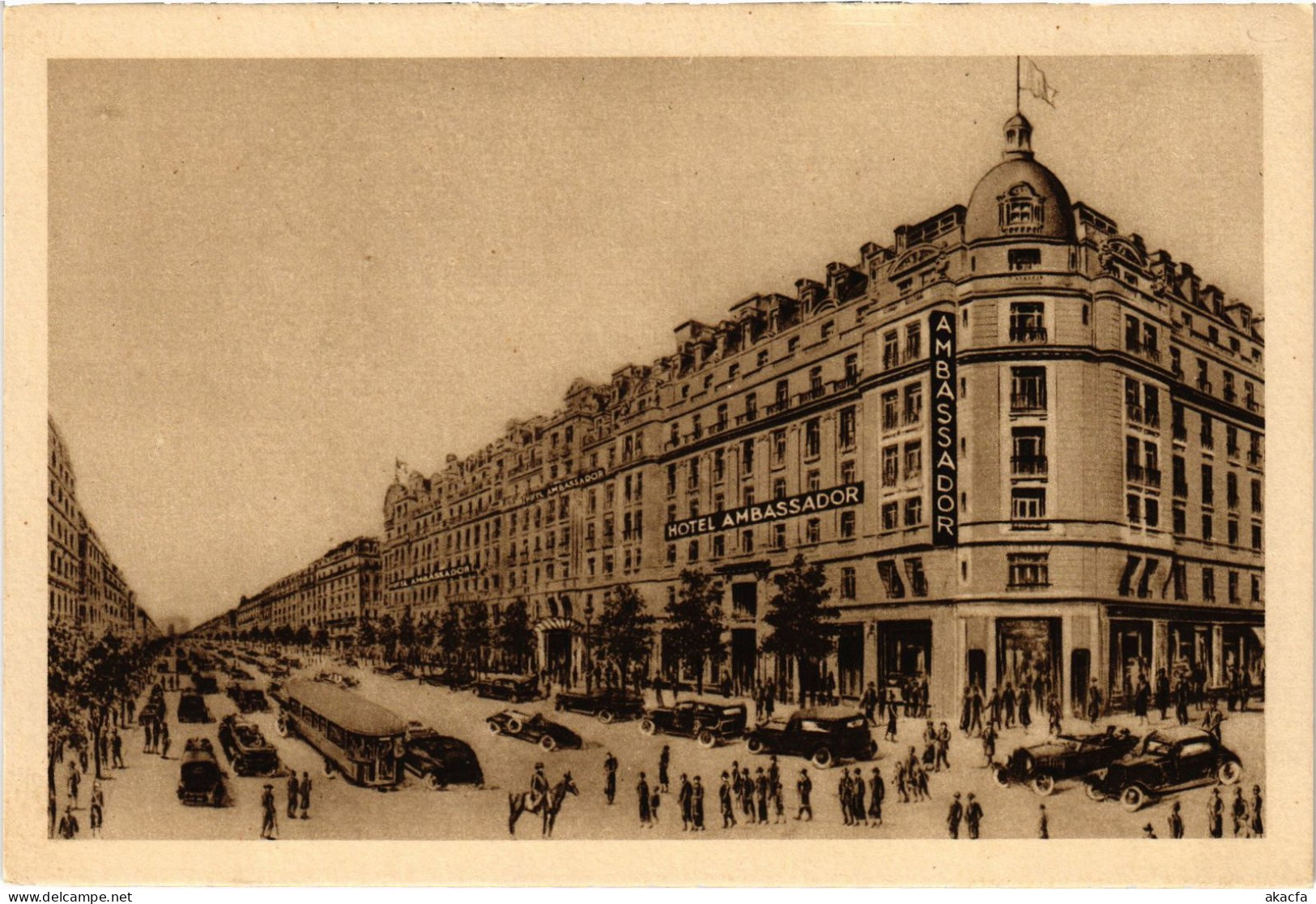 CPA PARIS 8e 16, Bd Haussmann Hotel Ambassador (1393161)