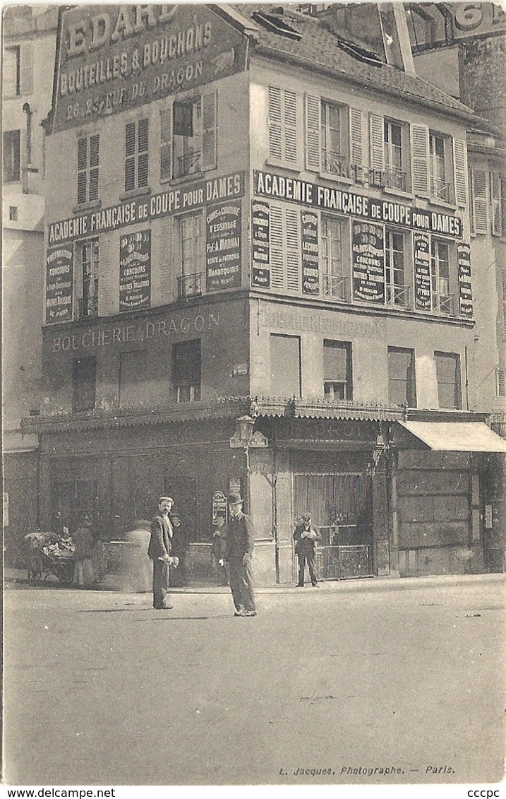 CPA Paris Angle rue du Dragon Rue du Four