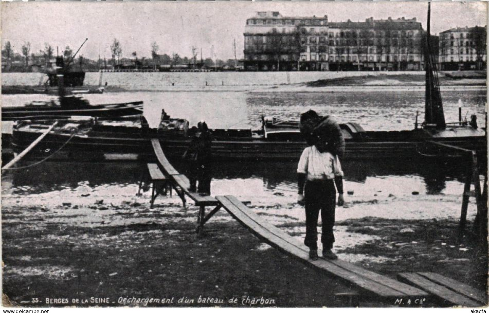 CPA PARIS - Bordes de la Seine (76086)