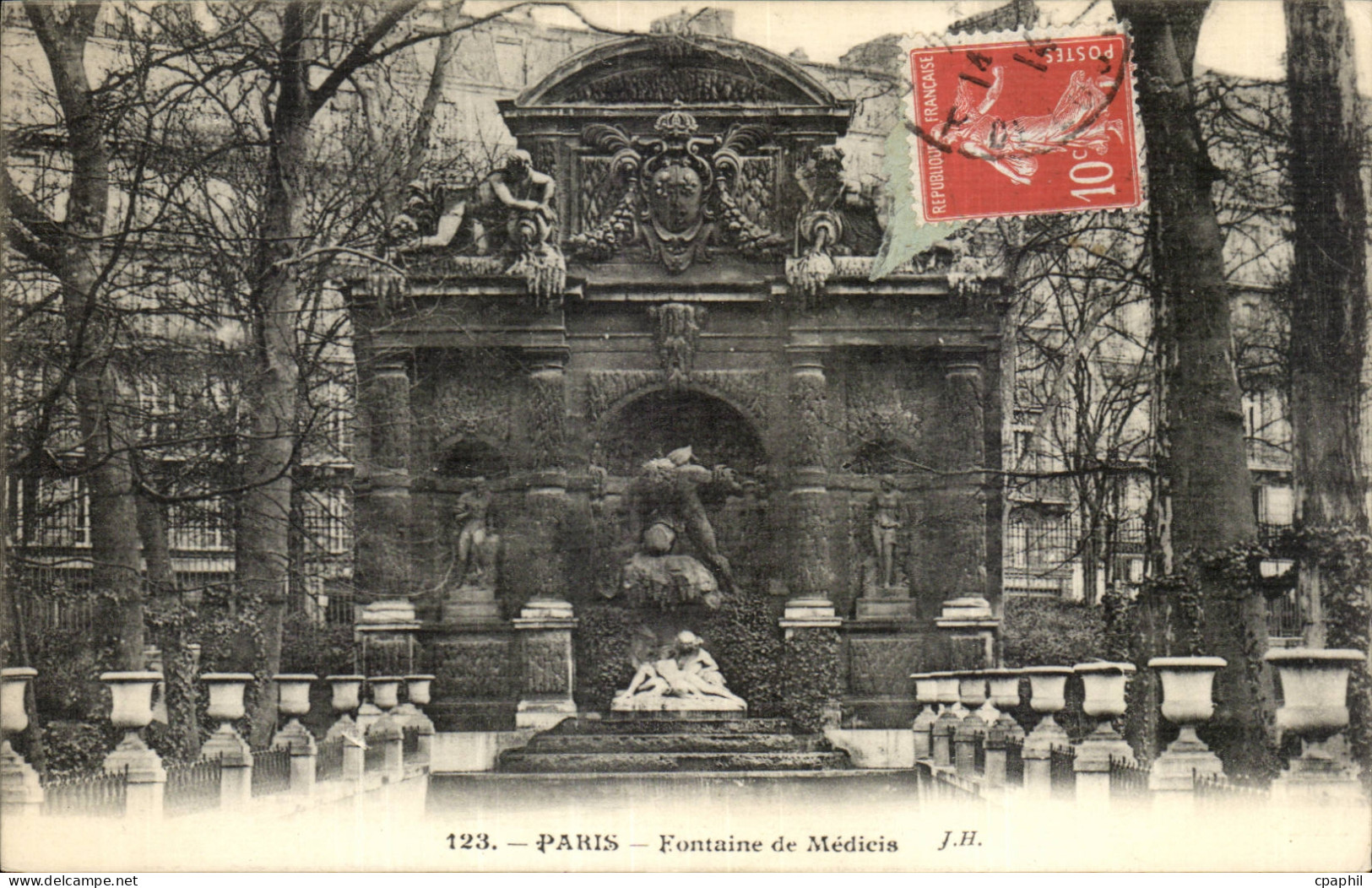 CPA Paris Fontaine de Medicis