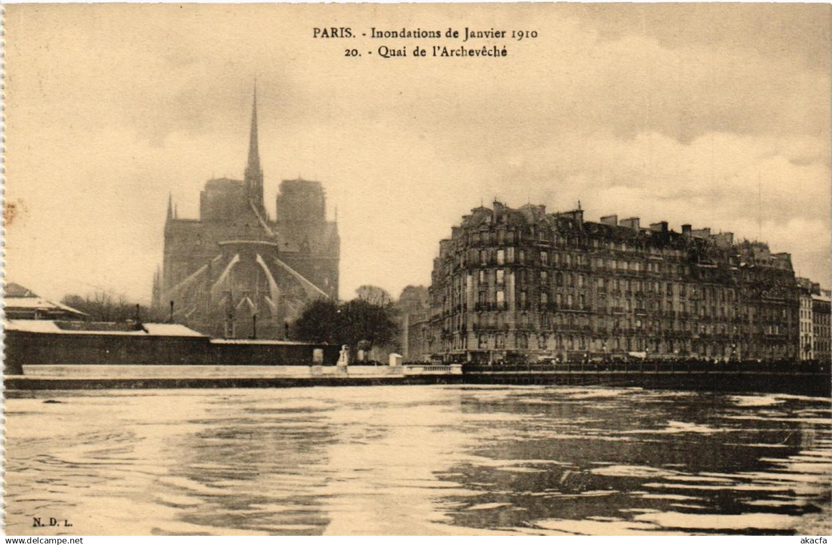 CPA PARIS Inondations 20 Quai de l'Archeveche (561753)