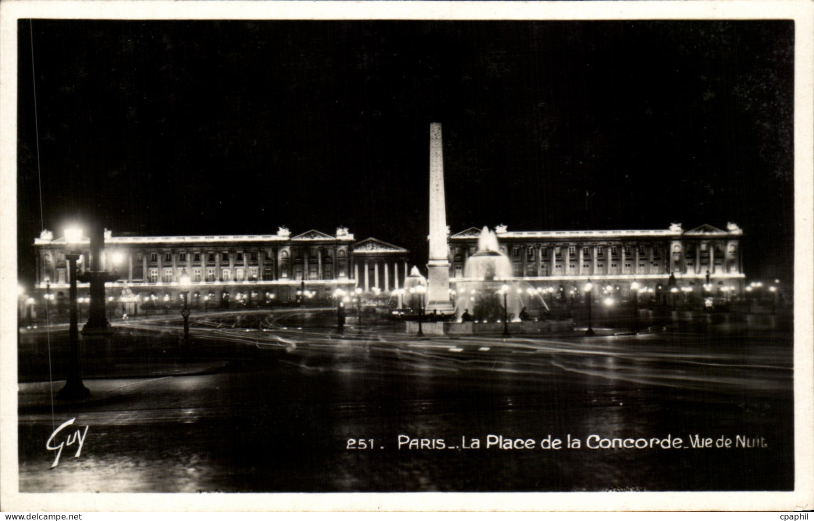 CPA Paris La Place de la Concorde Vue de nuit