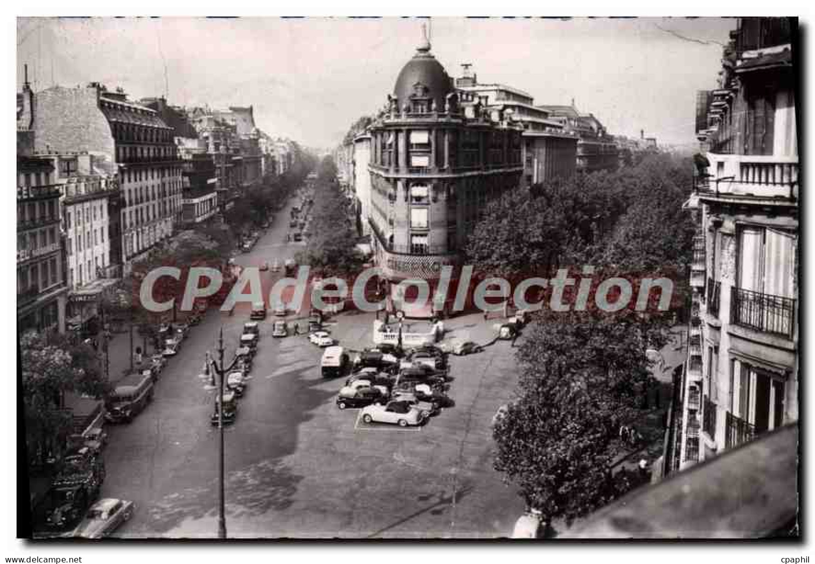 CPA Paris Le Carrefour Richelfeu Drouot et le Boulevard des Italiens