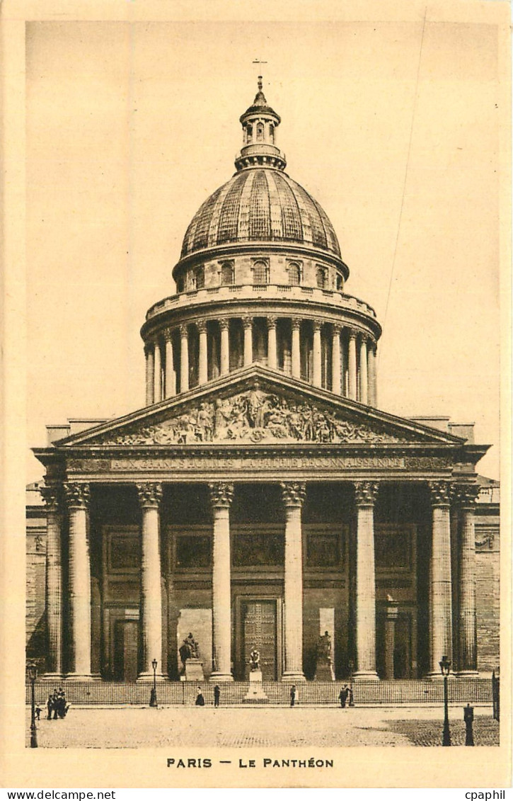 CPA Paris Le Pantheon