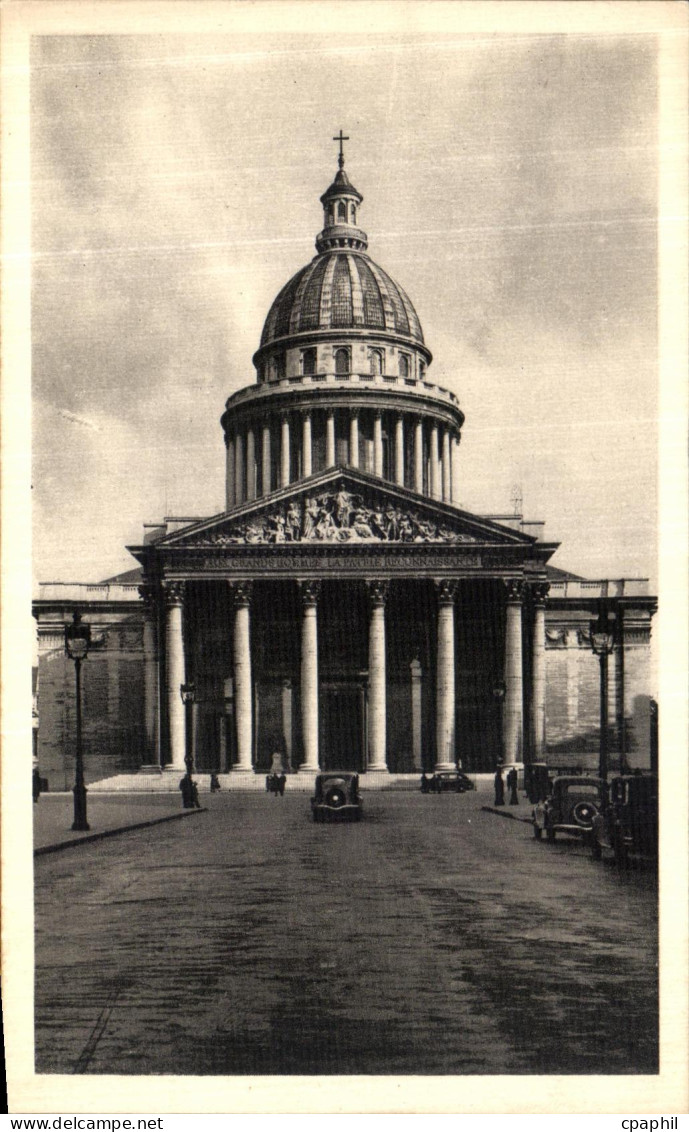 CPA Paris Le Pantheon