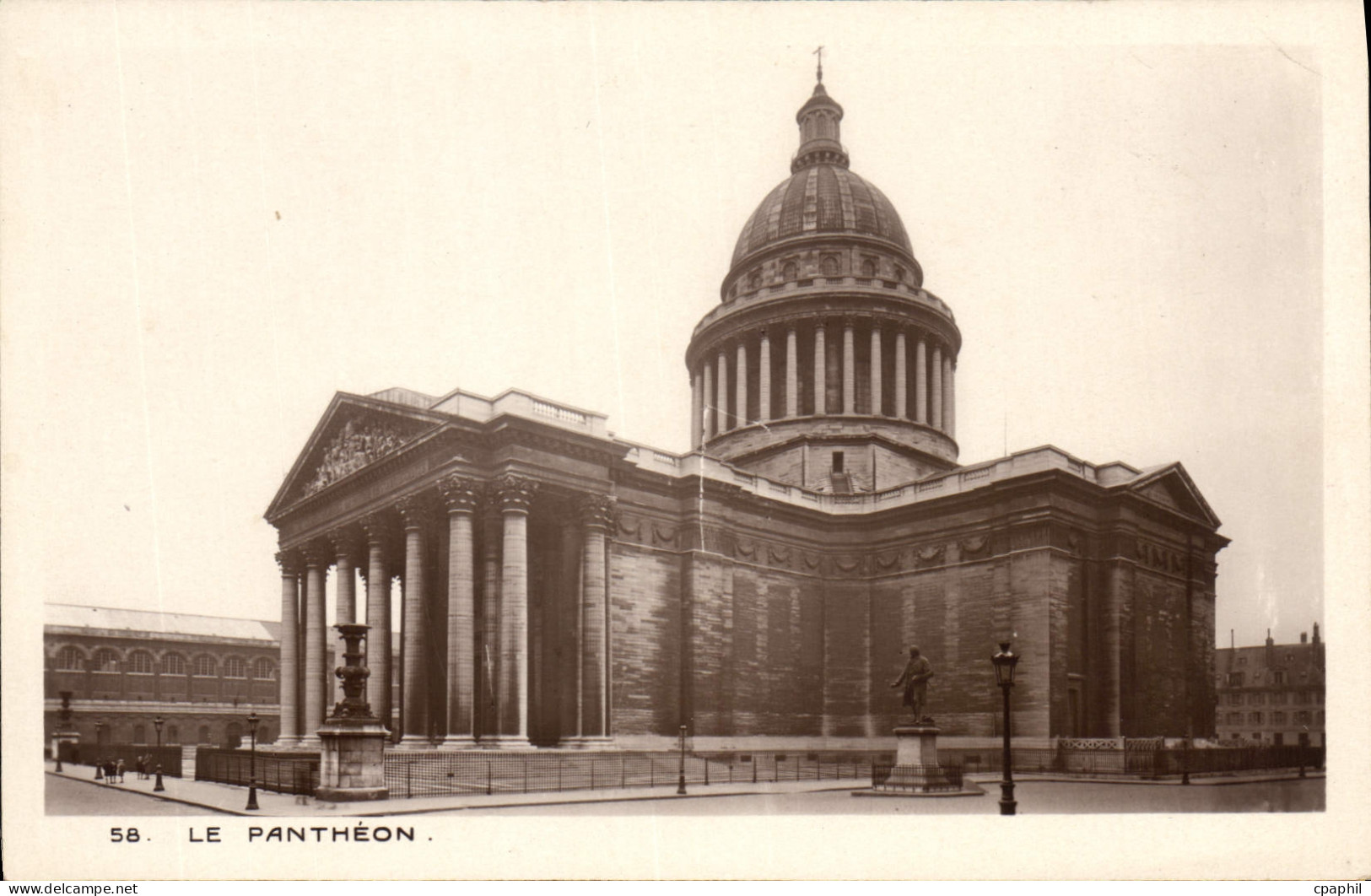 CPA Paris Le Pantheon