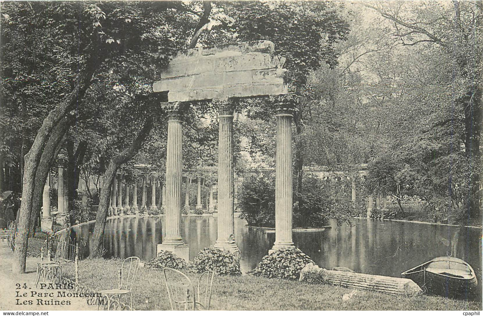CPA Paris le parc Monceau les ruines