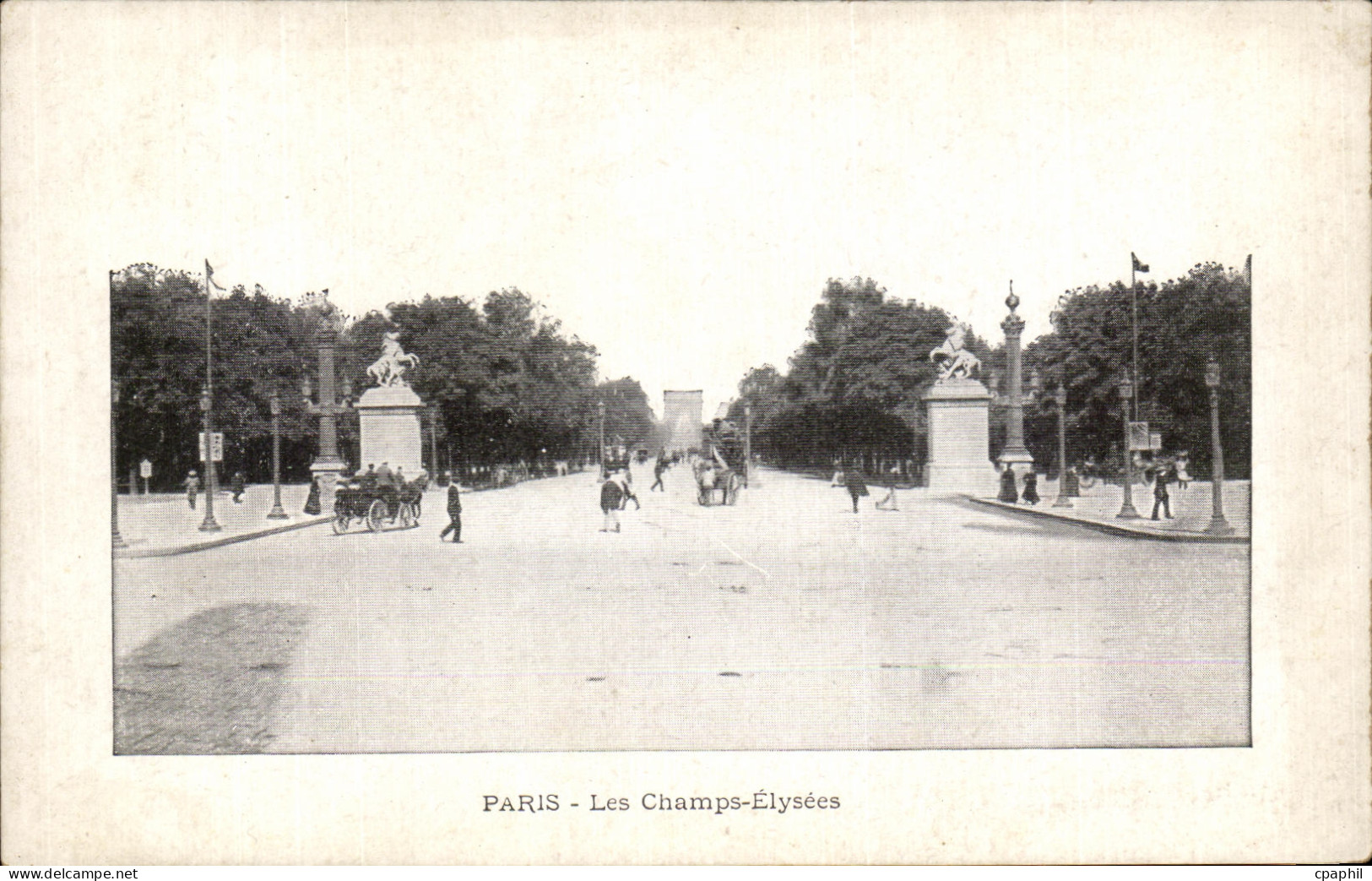 CPA Paris Les Champs elysees
