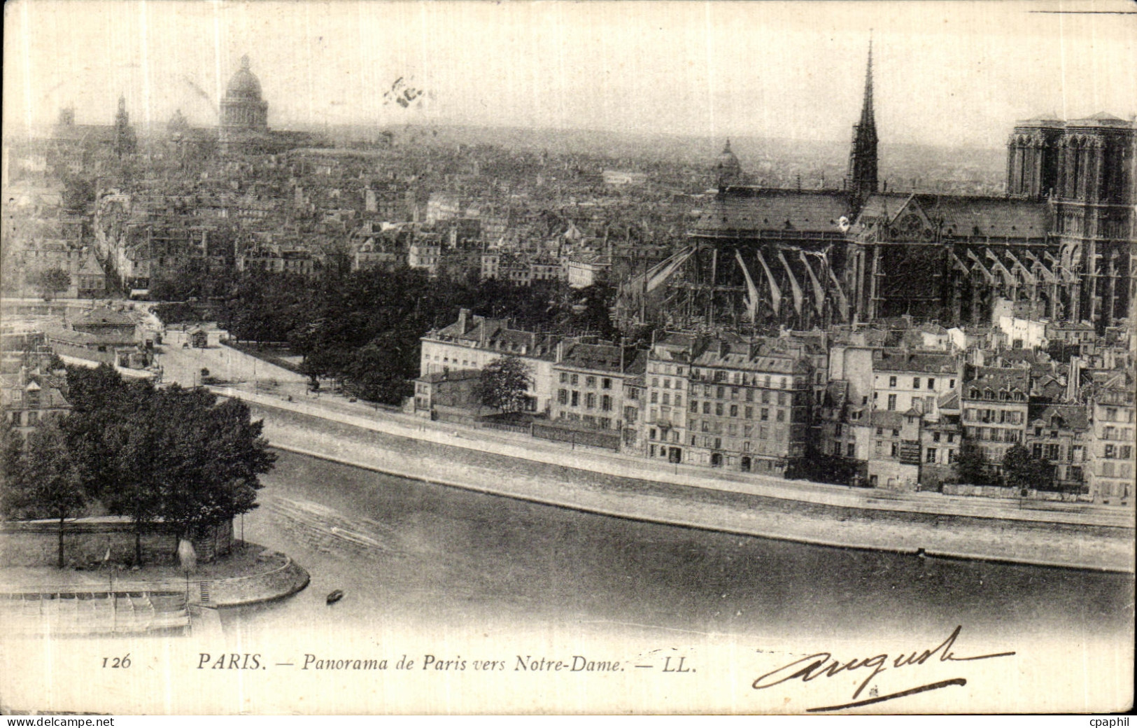 CPA Paris Panorama de Paris vers Notre Dame