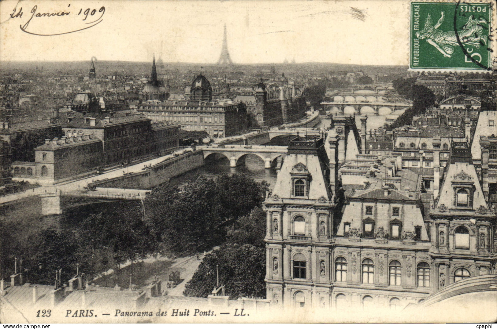 CPA Paris Panorama des Huit Ponts