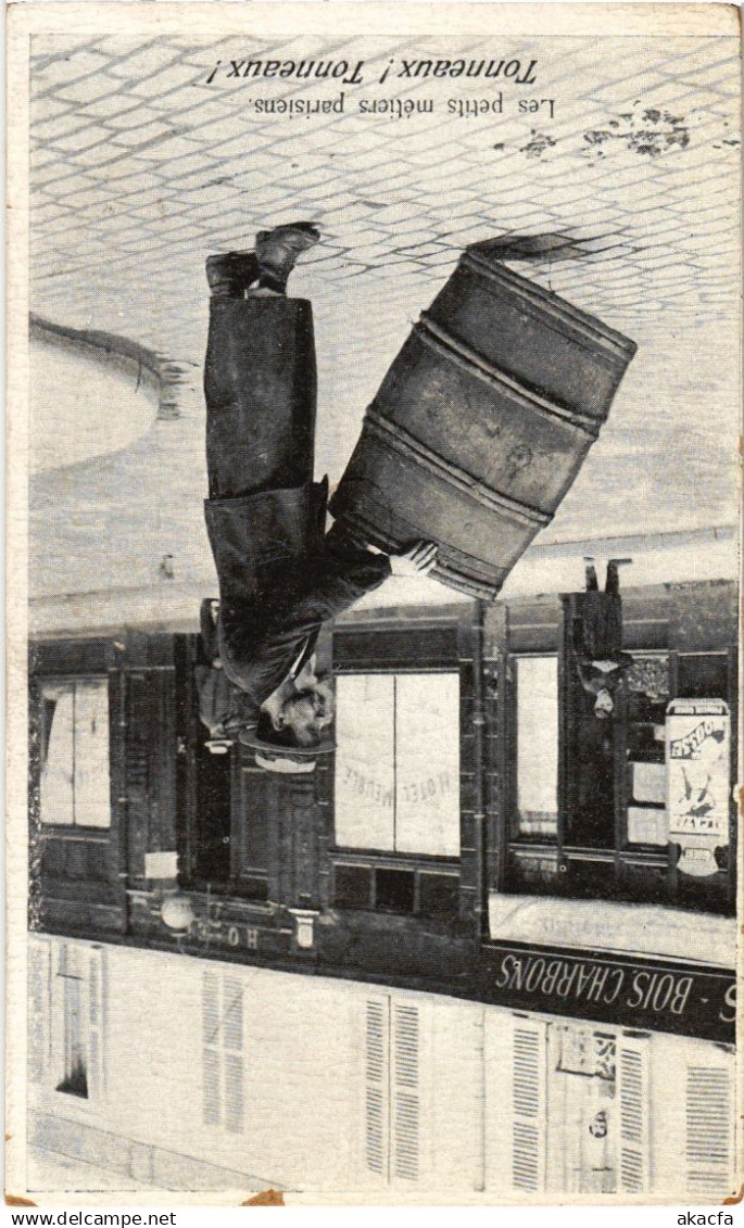 CPA PARIS Petits Metiers Tonneaux (1245550)