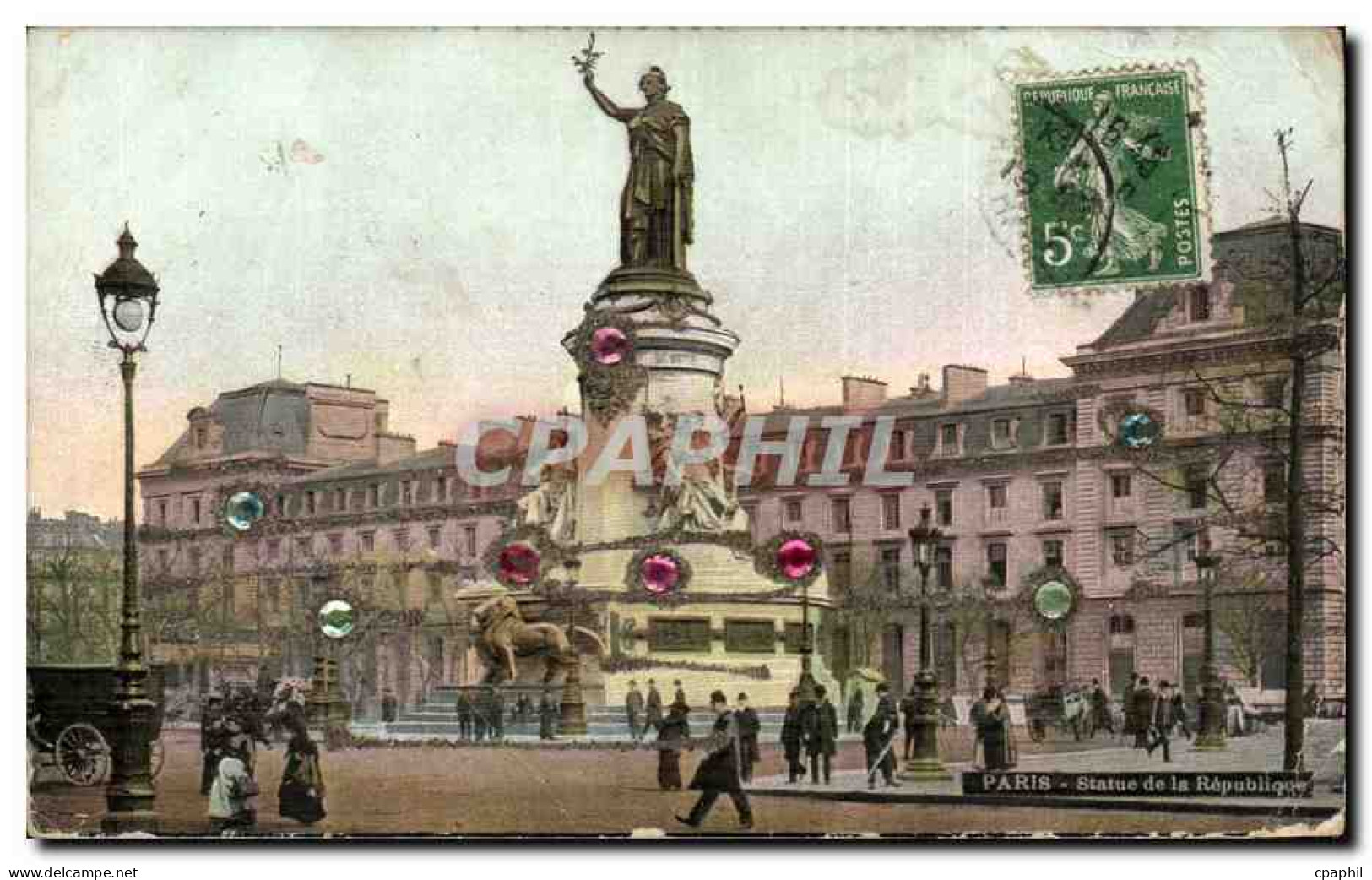 CPA Paris Statue de la Republique ( brillants )