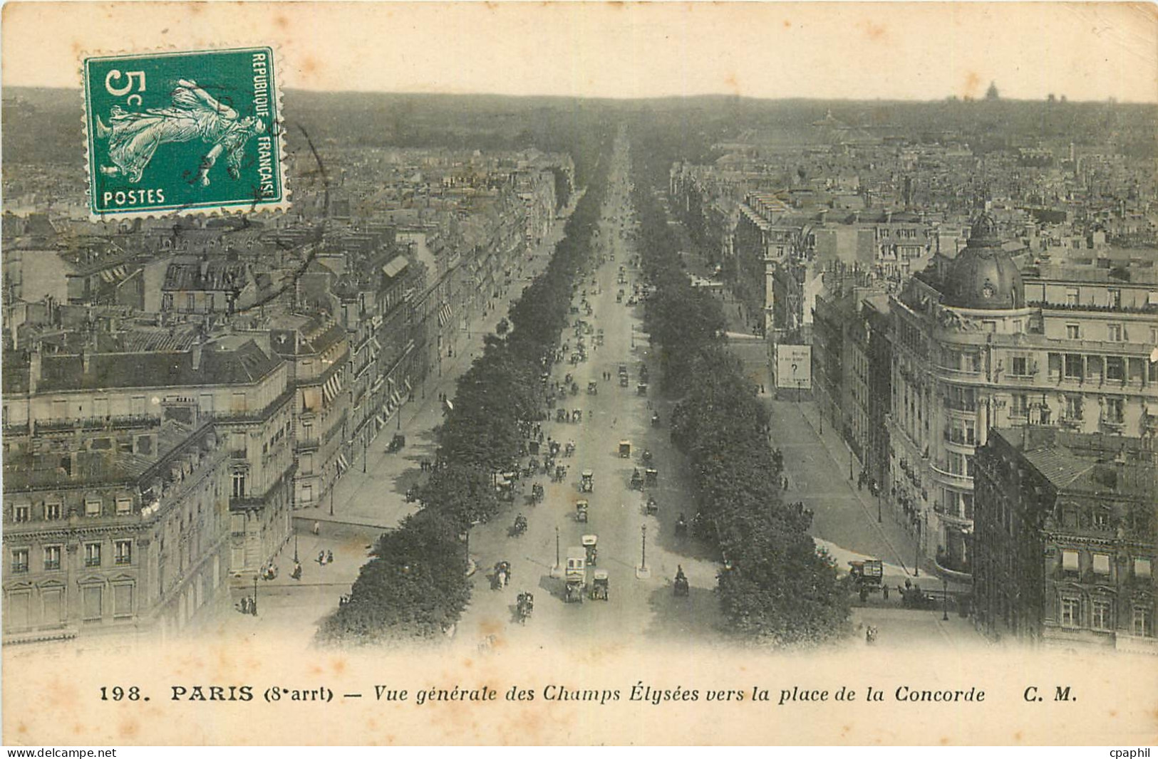 CPA Paris vue generale des Champs Elysees vers la place de la Concorde