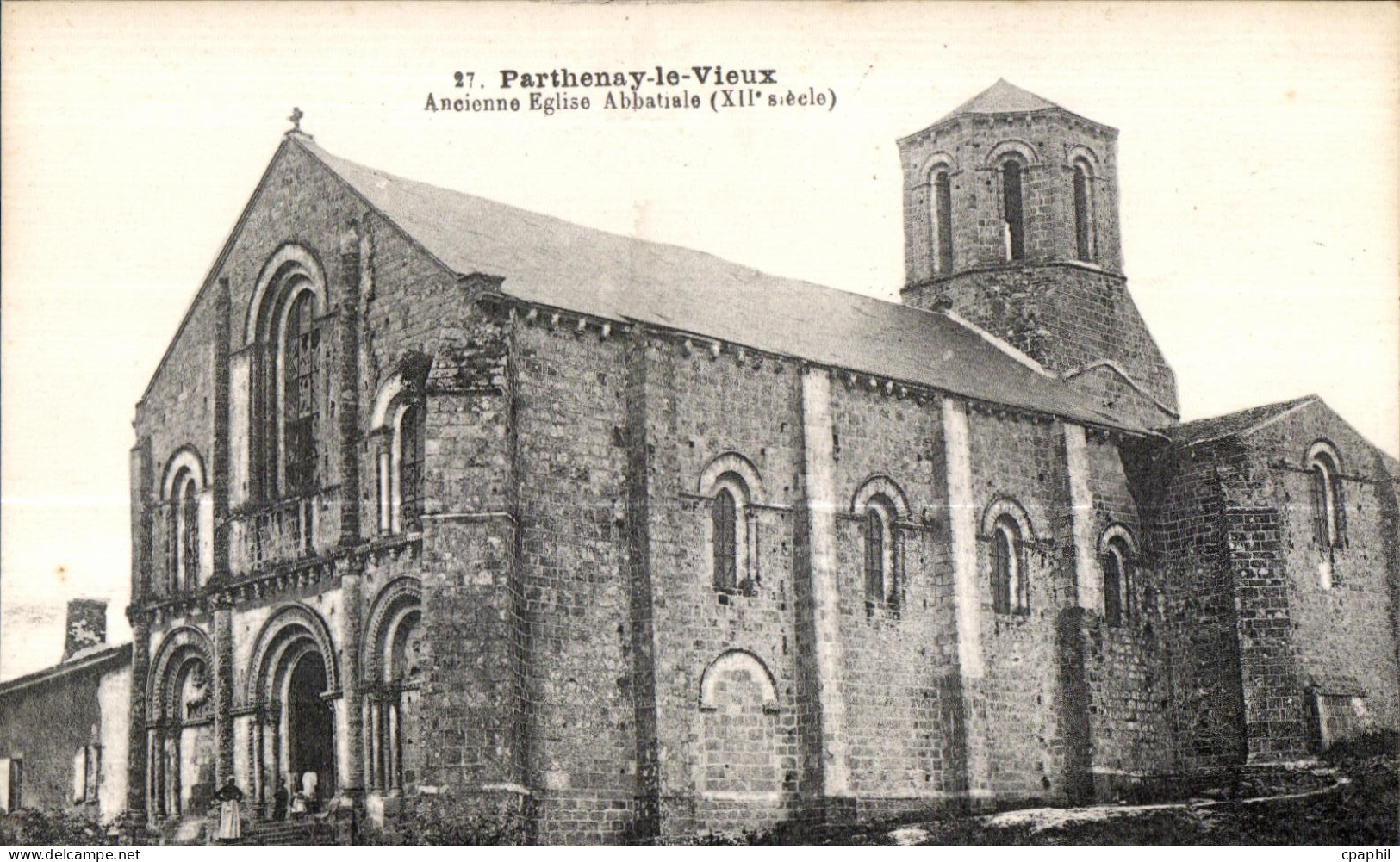 CPA Parthenay Le Vieux Ancienne eglise abbatiale