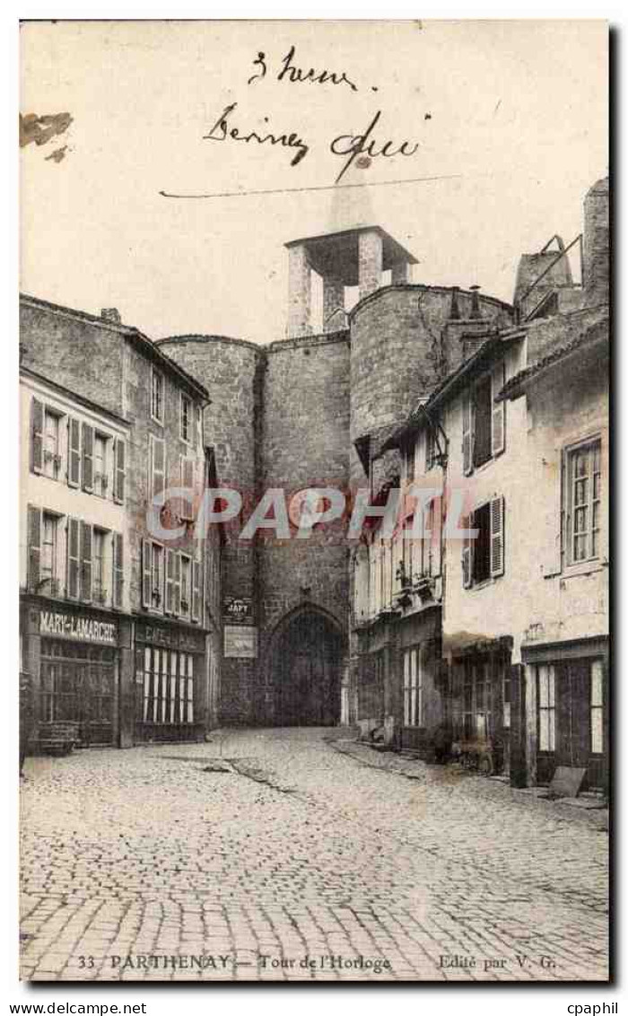 CPA Parthenay Tour de l'horloge