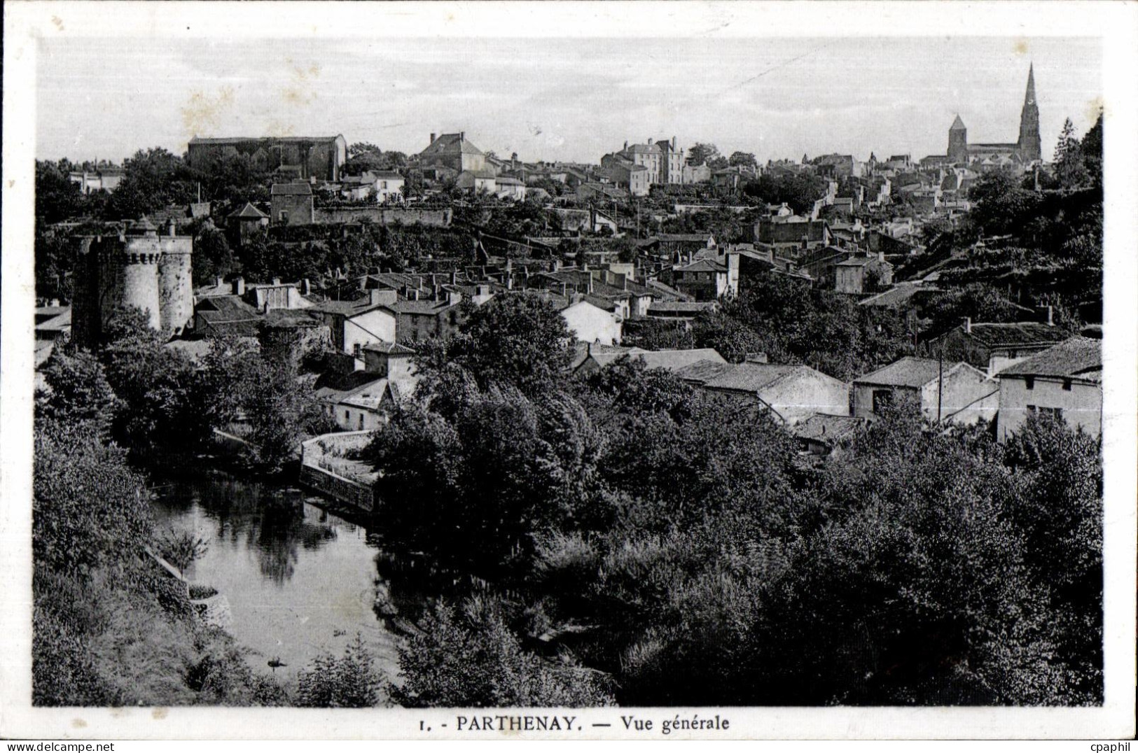 CPA Parthenay Vue Generale