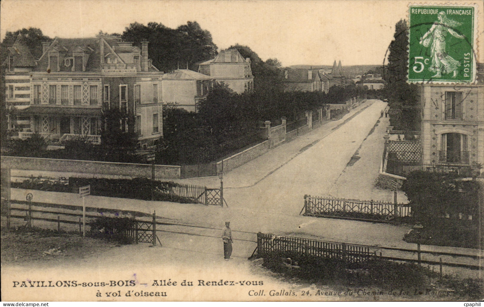 CPA Pavillons Sous Bois Allee du Rendez Vous