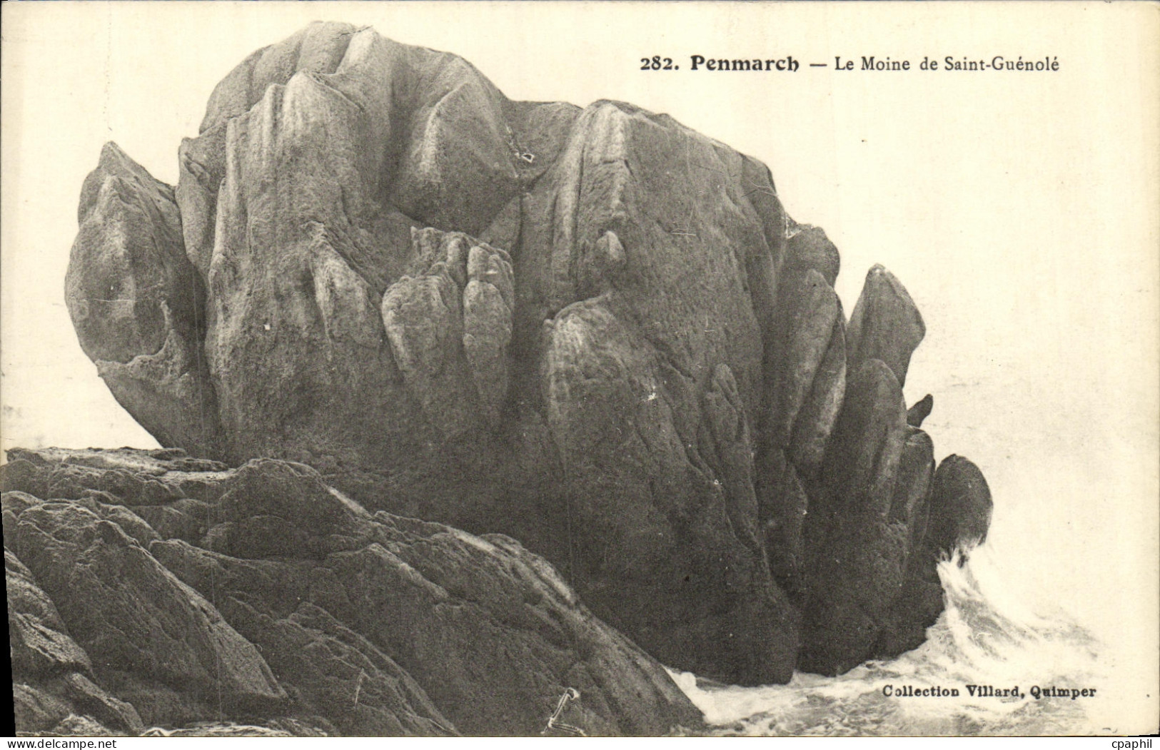 CPA Penmarch Le Moine de Saint Guenole