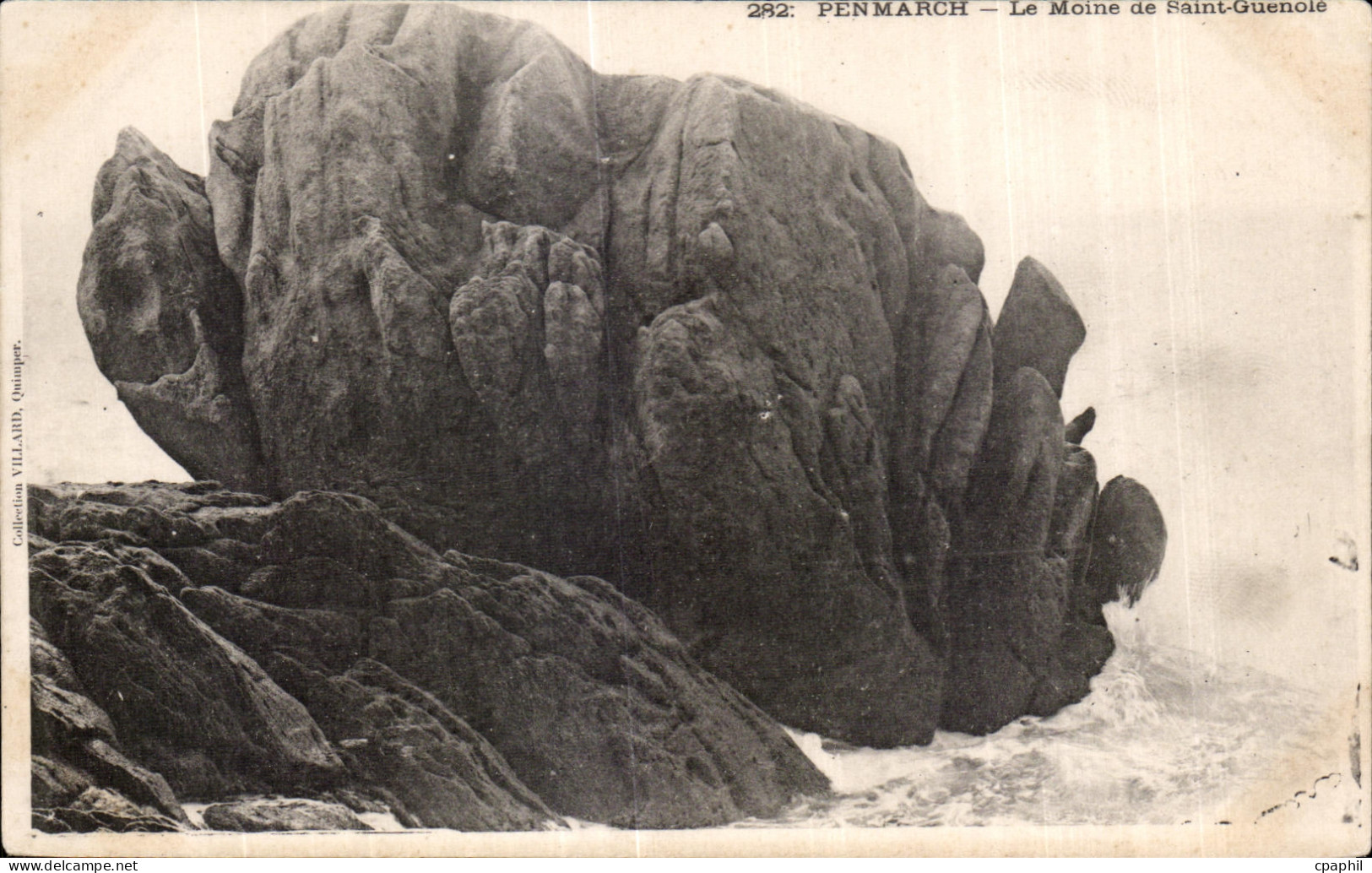 CPA Penmarch Le Moine de Saint Guenole